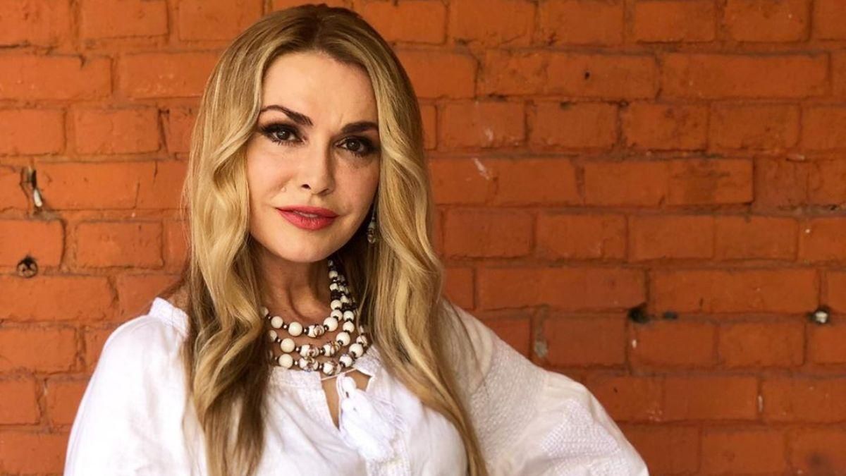 Ольга Сумська привітала доньку з ювілеєм: чуттєве фото Ольга Сумська привітала доньку з ювілеєм: чуттєве фото