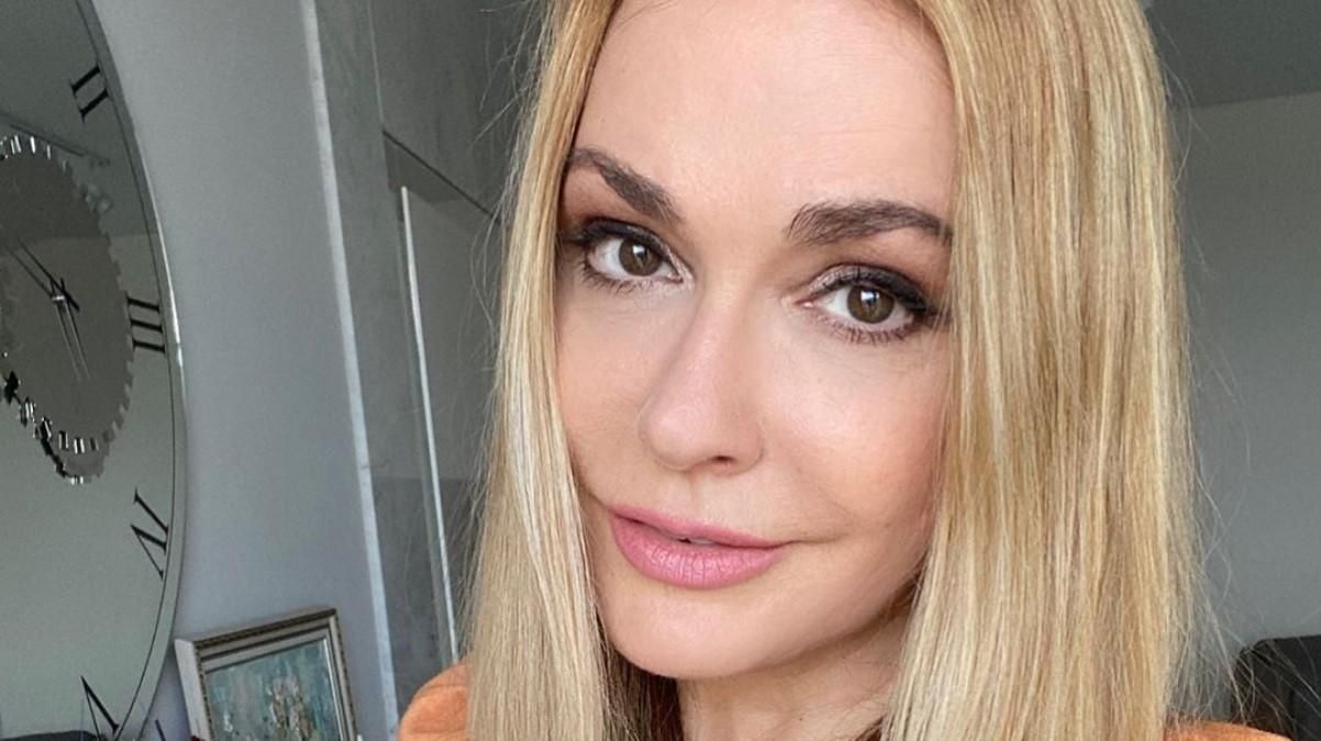 Ольга Сумська показала, як змінювалась від початку кар'єри: архівні фото Ольга Сумська показала, як змінювалась від початку кар'єри: архівні фото