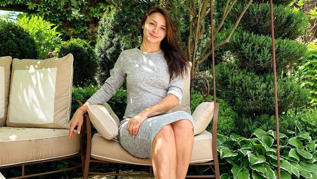 Беременная Илона Гвоздева призналась, как планирует назвать будущего ребенка Беременная Илона Гвоздева призналась, как планирует назвать будущего ребенка