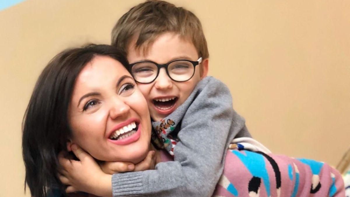 Оля Цибульська розповіла про материнство: У нас вдома можна малювати на стінах Оля Цибульська розповіла про материнство: У нас вдома можна малювати на стінах