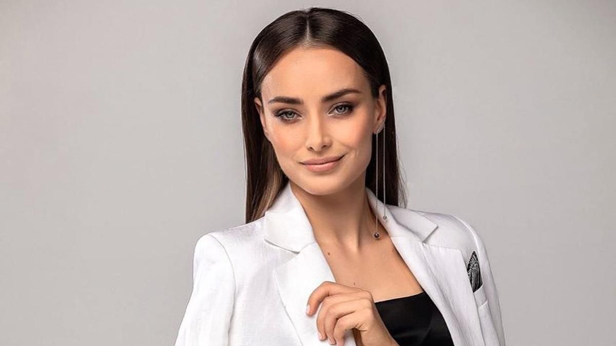 "Холостячка" Ксенія Мішина зізналася, яким повинен бути ідеальний чоловік "Холостячка" Ксенія Мішина зізналася, яким повинен бути ідеальний чоловік