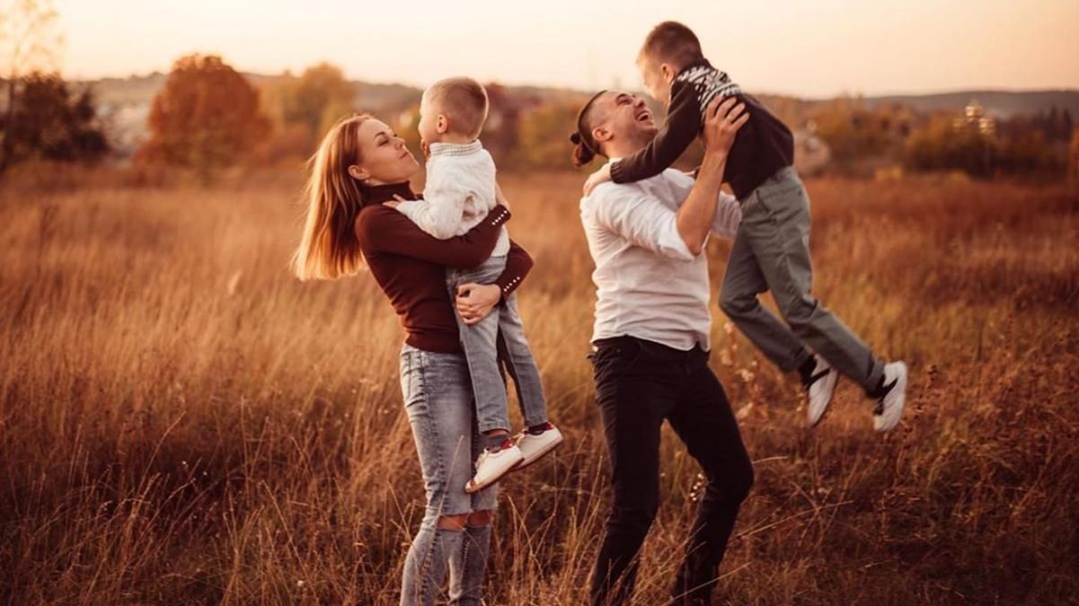 Alyosha покорила сеть вокальным талантом маленьких сыновей: милое видео Alyosha покорила сеть вокальным талантом маленьких сыновей: милое видео