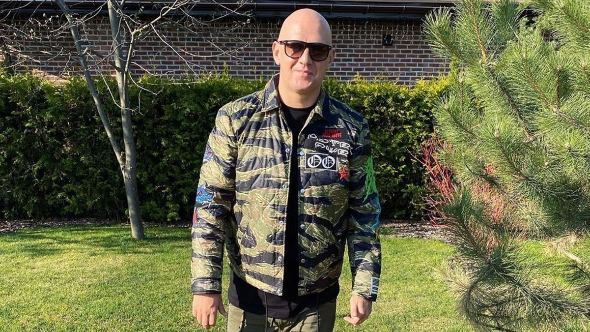 Потап показал, какой он хозяин, и нарвался на критику в сети Потап показал, какой он хозяин, и нарвался на критику в сети