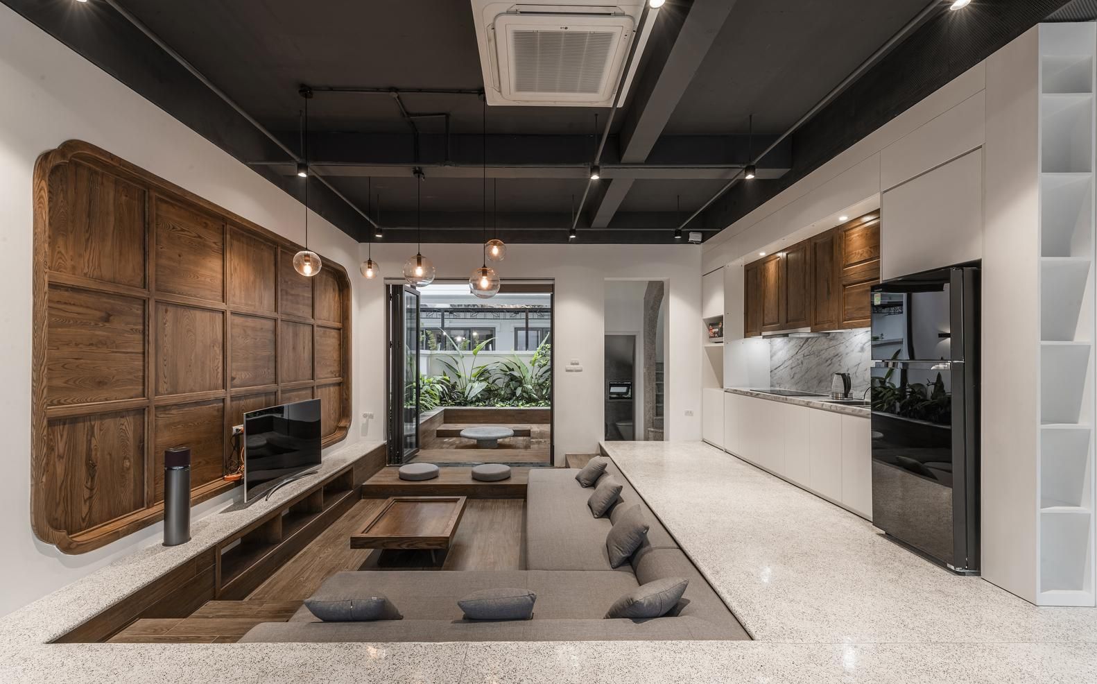 Современная планировка и удачный подбор цветов: пример применения минимализма в интерьере Современная планировка и удачный подбор цветов: пример применения минимализма в интерьере