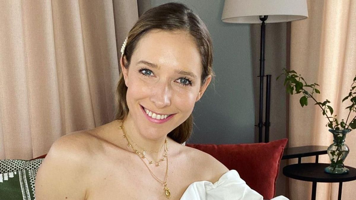 Катя Осадчая приготовила итальянский салат Панцанелла: видеорецепт Катя Осадчая приготовила итальянский салат Панцанелла: видеорецепт