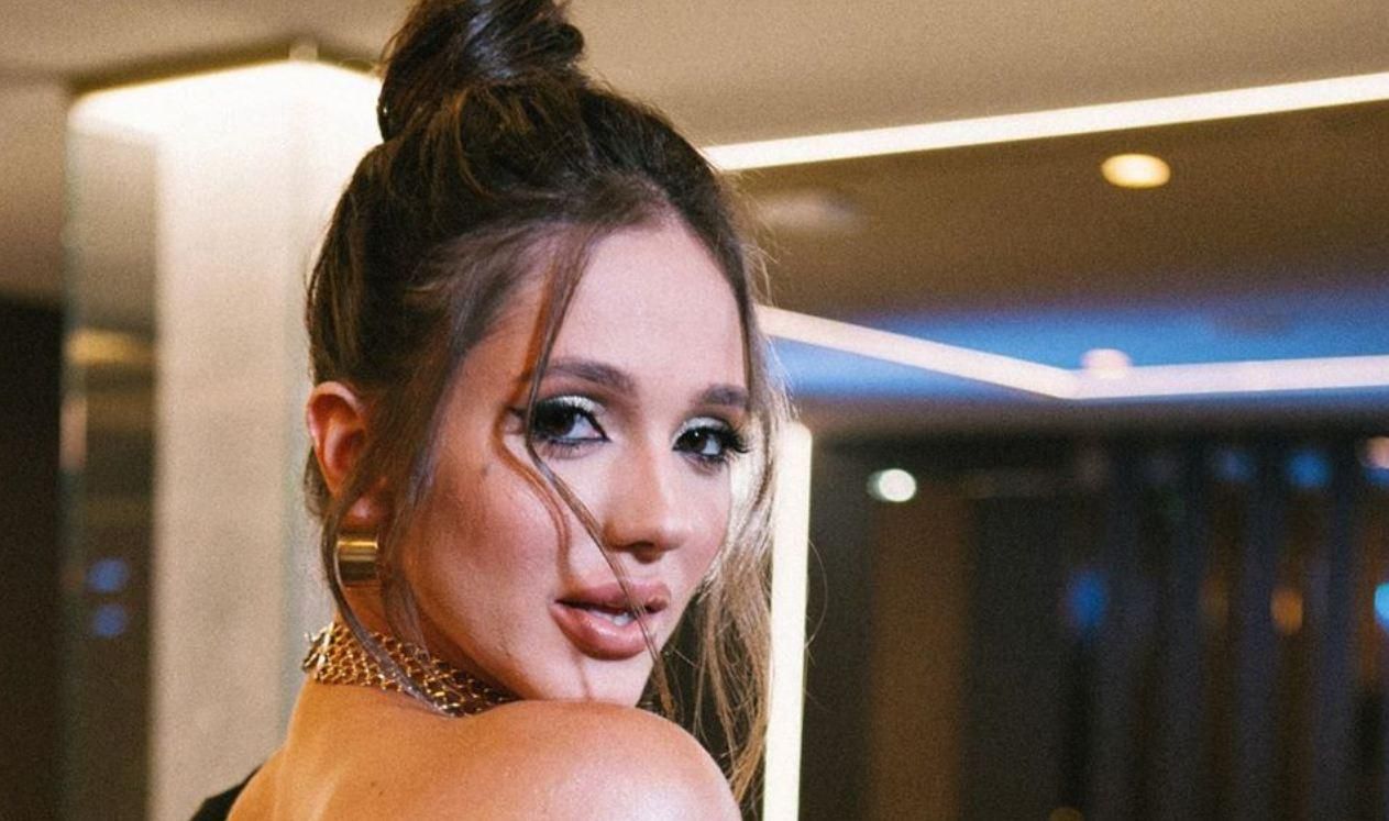 Победительница "Холостяка-10" Даша Ульянова заявила о своей влюбленности Победительница "Холостяка-10" Даша Ульянова заявила о своей влюбленности