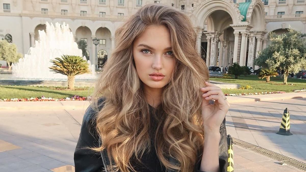 Беременная Роми Стрейд засветила округлившийся живот и сравнила ребенка с фруктом: фото Беременная Роми Стрейд засветила округлившийся живот и сравнила ребенка с фруктом: фото