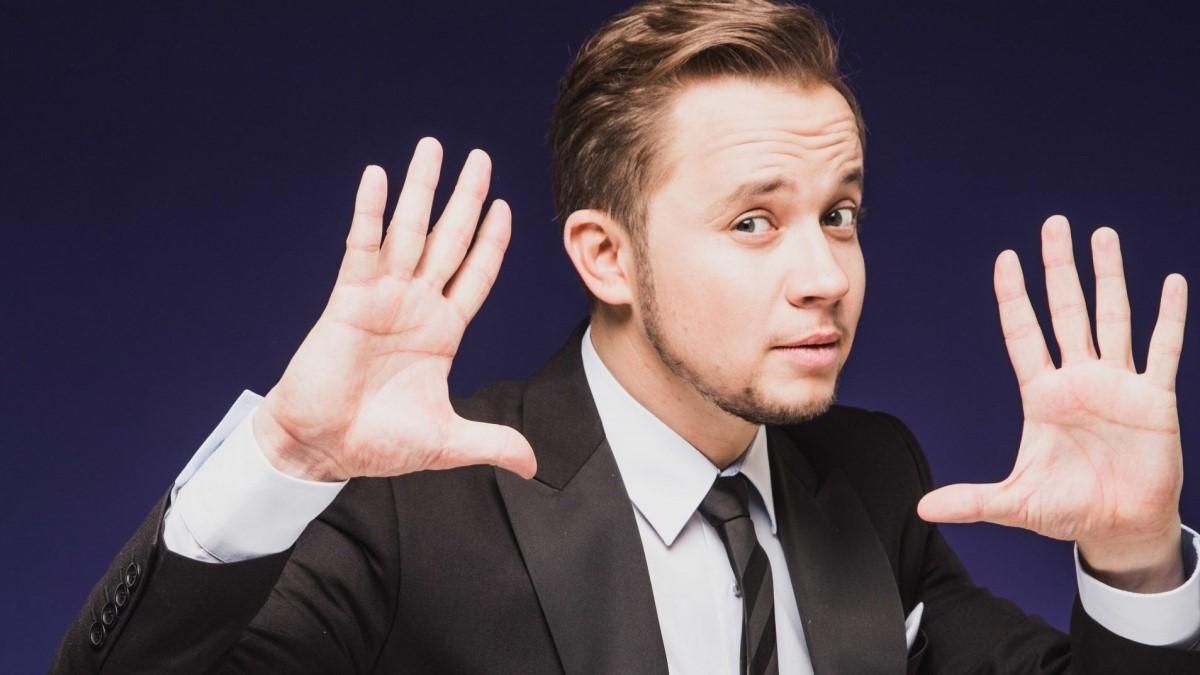 Актор "95 кварталу" різко відповів на звинувачення "Дизель Шоу" у плагіаті Актор "95 кварталу" різко відповів на звинувачення "Дизель Шоу" у плагіаті