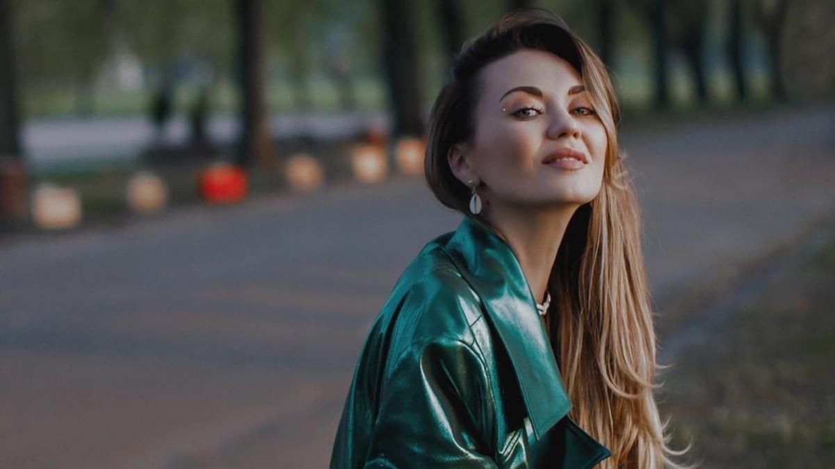 Зірка комедії "Свінгери" Анна Саліванчук вагітна: чуттєві фото Зірка комедії "Свінгери" Анна Саліванчук вагітна: чуттєві фото