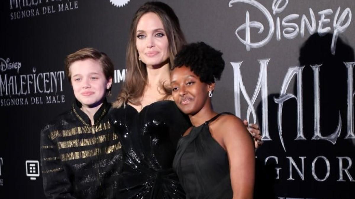 Анджелина Джоли переживает за будущее темнокожей дочери: Система не защитит ее