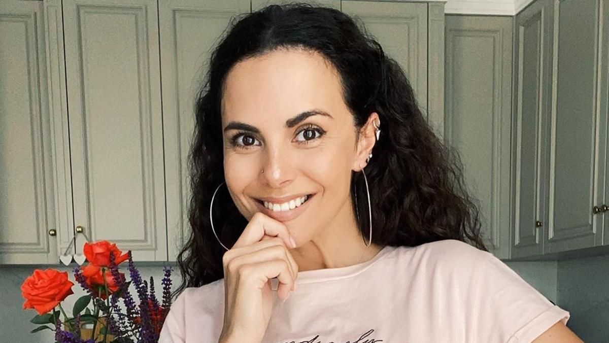 У топі та лосинах: Настя Каменських вразила стрункими ніжками – фото У топі та лосинах: Настя Каменських вразила стрункими ніжками – фото