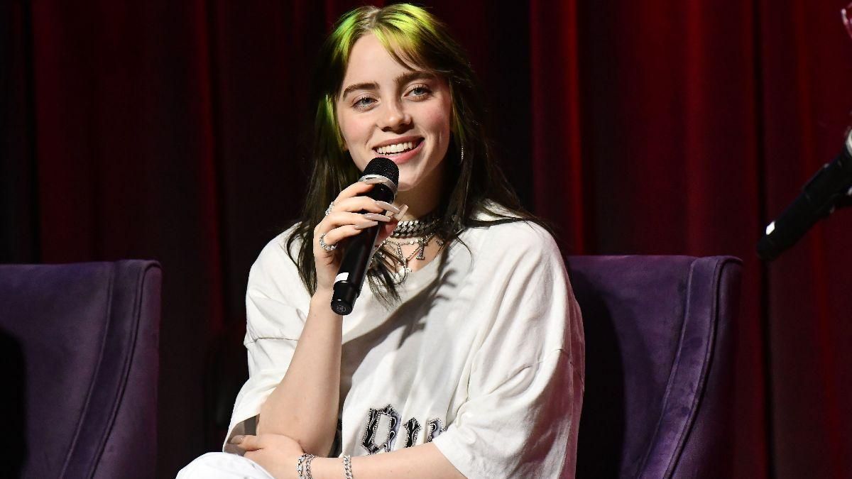 Фанату Билли Айлиш суд запретил три года приближаться к ней: детали Фанату Билли Айлиш суд запретил три года приближаться к ней: детали