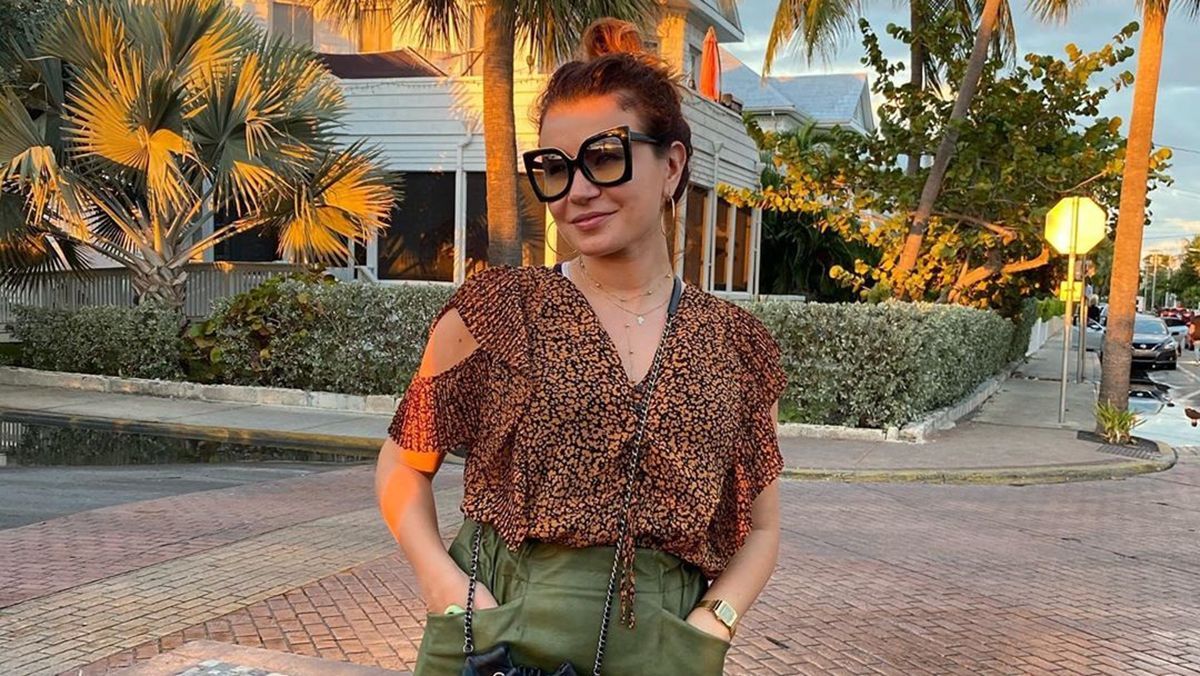 В костюме с тигровым принтом: жена Монатика показала стильный образ – фото В костюме с тигровым принтом: жена Монатика показала стильный образ – фото