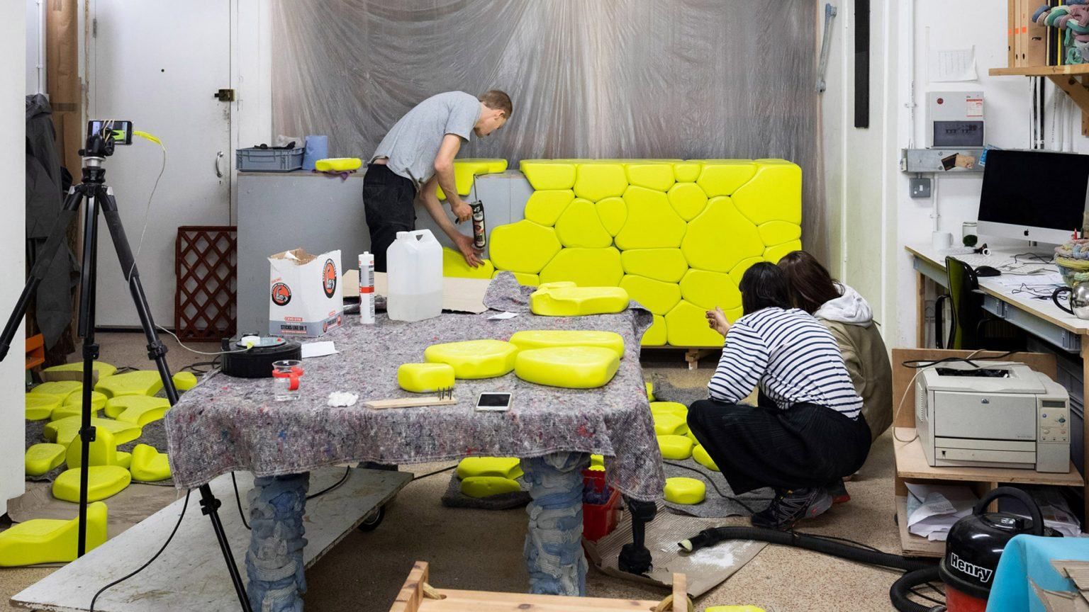 В виде воздушных шариков: в Швеции изготавливают необычную облицовку для стен В виде воздушных шариков: в Швеции изготавливают необычную облицовку для стен