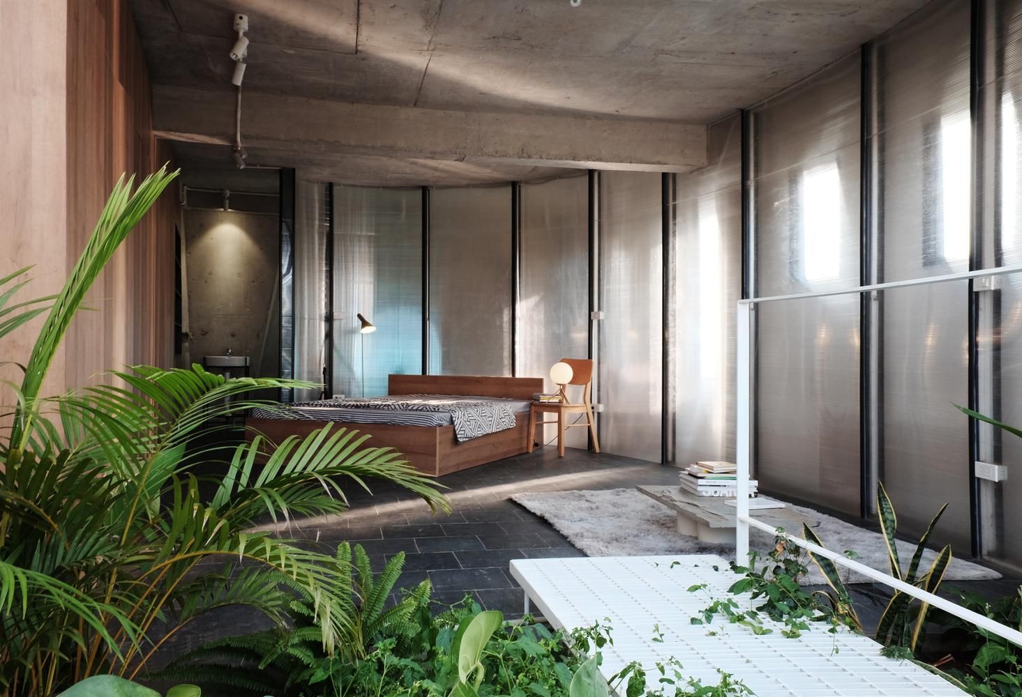 Поликарбонат и бетон в дизайне: пример необычного сочетания материалов в интерьере – фото Поликарбонат и бетон в дизайне: пример необычного сочетания материалов в интерьере – фото