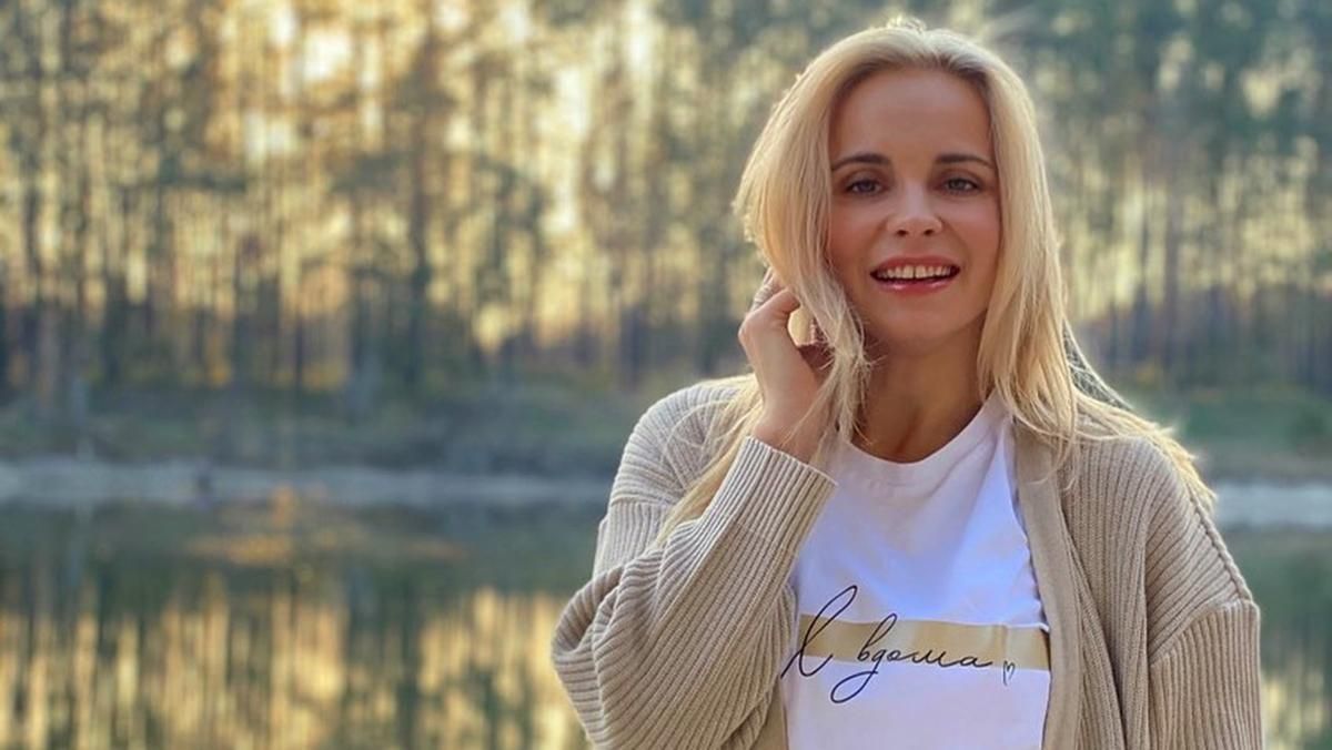 Лілія Ребрик показала невдалі дублі зі зйомок серіалу: кумедне відео Лілія Ребрик показала невдалі дублі зі зйомок серіалу: кумедне відео