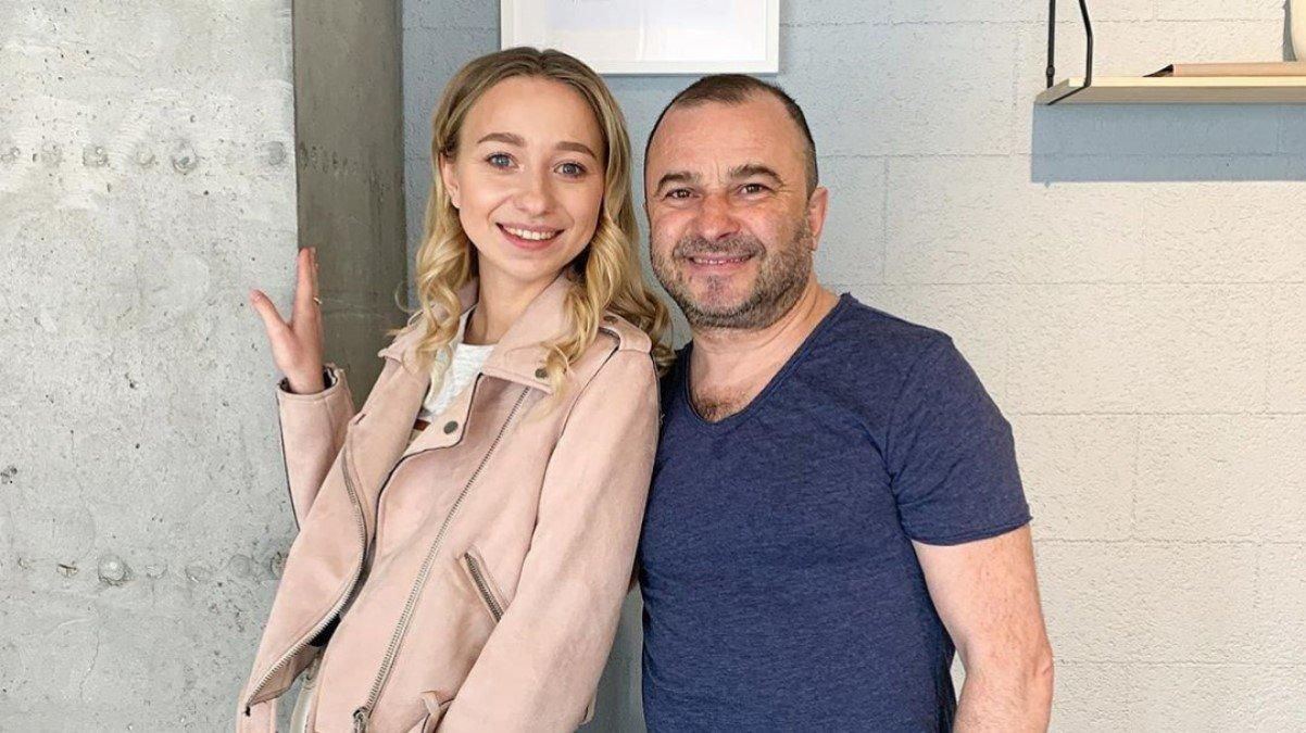 Дружина Віктора Павліка розповіла, як співак допомагає онкохворому сину: Миє і носить на собі Дружина Віктора Павліка розповіла, як співак допомагає онкохворому сину: Миє і носить на собі