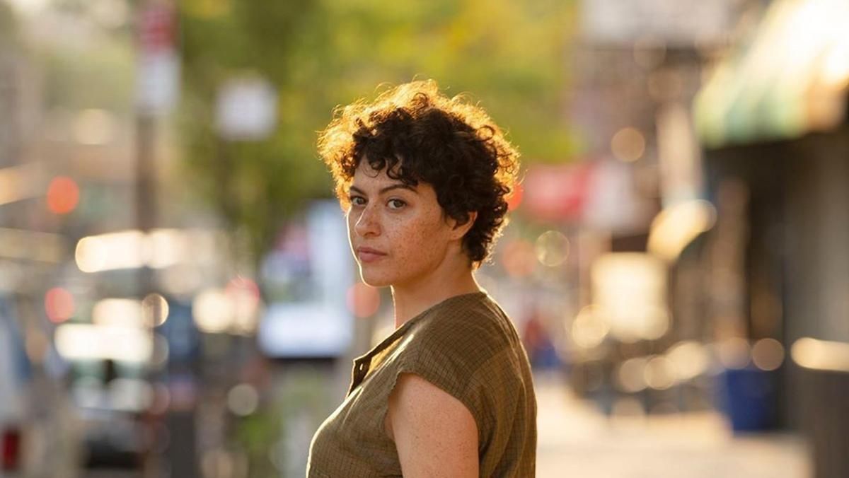 Ймовірна обраниця Бреда Пітта вперше прокоментувала чутки про роман з актором Ймовірна обраниця Бреда Пітта вперше прокоментувала чутки про роман з актором