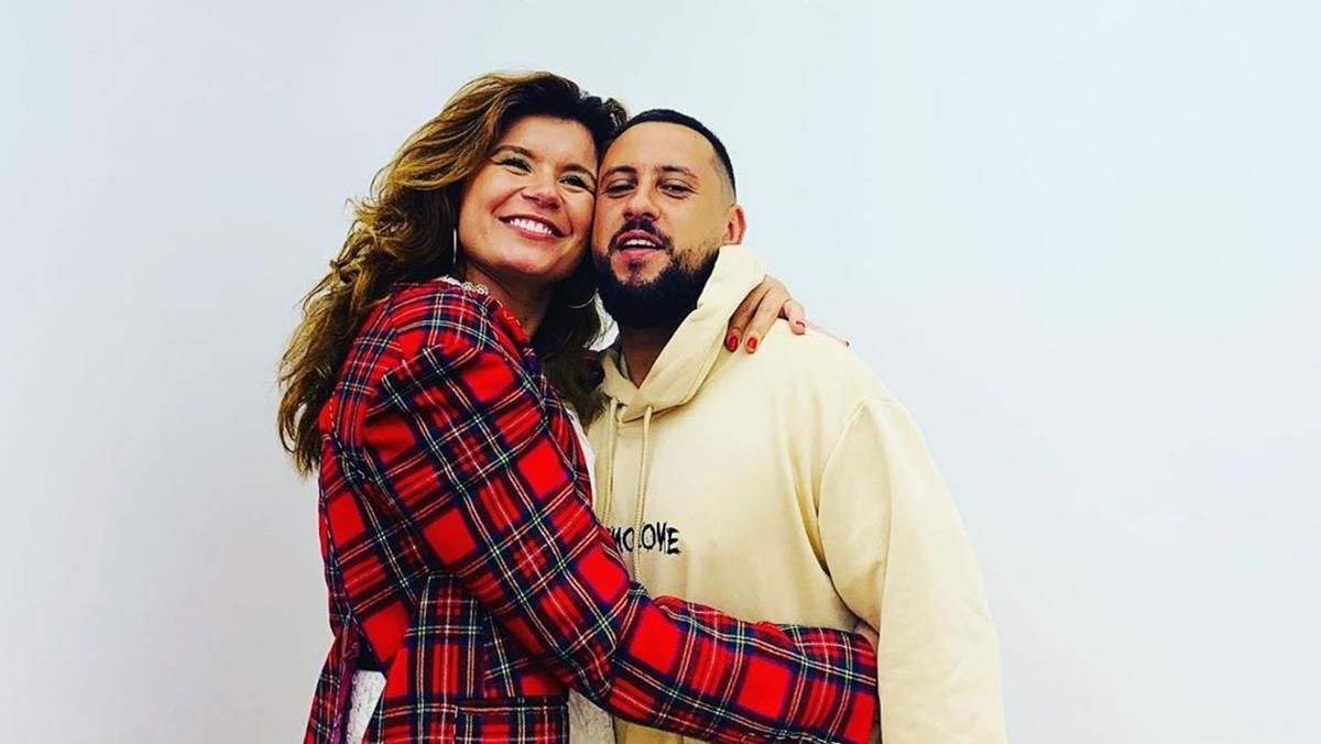 Монатік святкує 5 річницю шлюбу: чуттєві привітання подружжя Монатік святкує 5 річницю шлюбу: чуттєві привітання подружжя