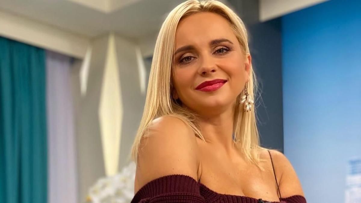 У стильному костюмі: Лілія Ребрик вразила образом від українського бренду – фото У стильному костюмі: Лілія Ребрик вразила образом від українського бренду – фото