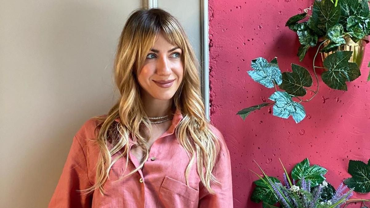 В дерзком топе: Леся Никитюк очаровала сеть фото на фоне шедевра Украины В дерзком топе: Леся Никитюк очаровала сеть фото на фоне шедевра Украины