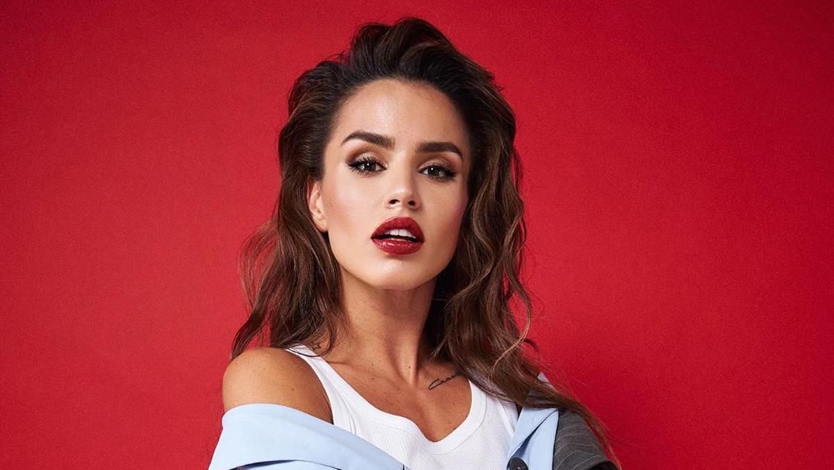 Російська співачка Zivert виступить в Україні Російська співачка Zivert виступить в Україні