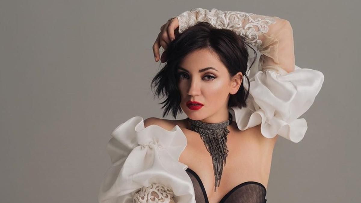 У сукні з пікантним декольте: Оля Цибульська вразила образом на світському заході – фото У сукні з пікантним декольте: Оля Цибульська вразила образом на світському заході – фото