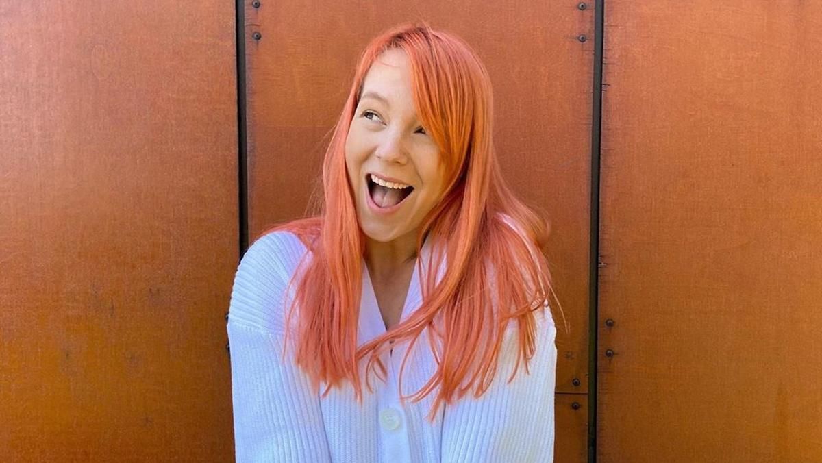 В стильном платье: Светлана Тарабарова показала безупречный летний образ – фото В стильном платье: Светлана Тарабарова показала безупречный летний образ – фото