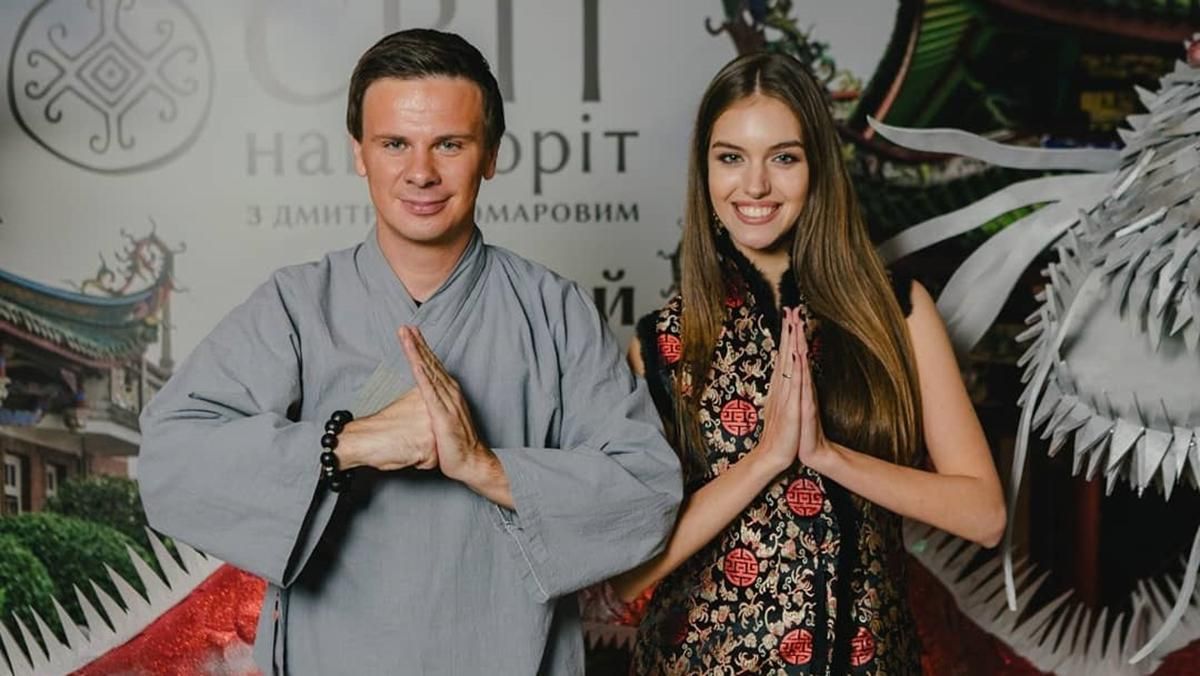 Дмитрий Комаров с красавицей-женой появился на красной дорожке: редкий выход пары