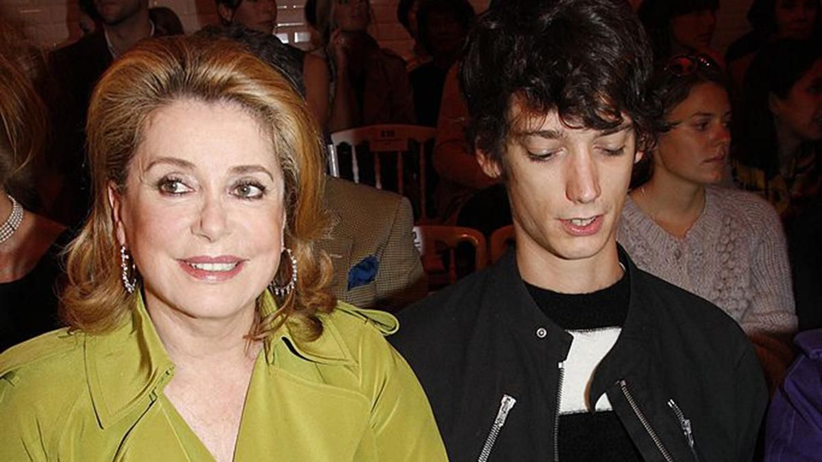 Внука Катрин Денев арестовали Внука Катрин Денев арестовали