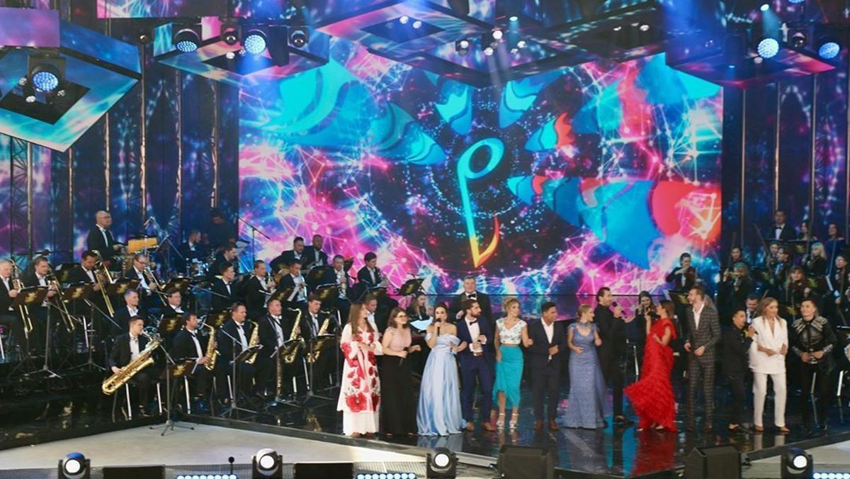 Слов'янський базар 2020 в Білорусі: сотні глядачів, ігнорування карантину та відзнака українки Слов'янський базар 2020 в Білорусі: сотні глядачів, ігнорування карантину та відзнака українки