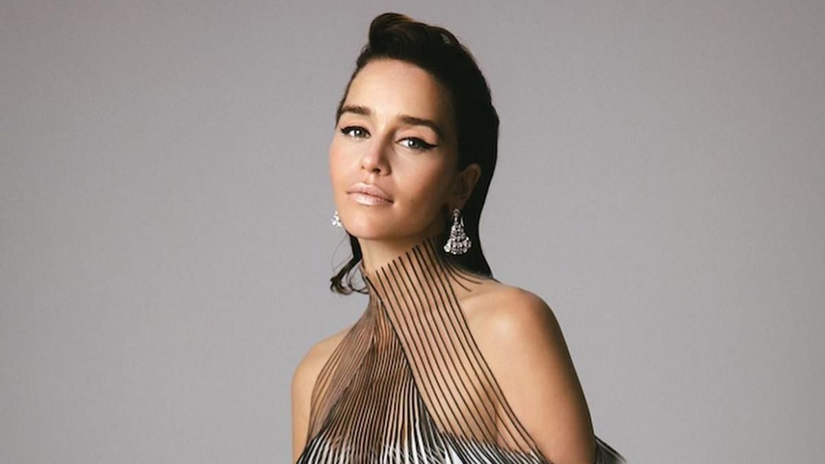 Эмилия Кларк закрутила новый роман: фото пары, – СМИ Эмилия Кларк закрутила новый роман: фото пары, – СМИ