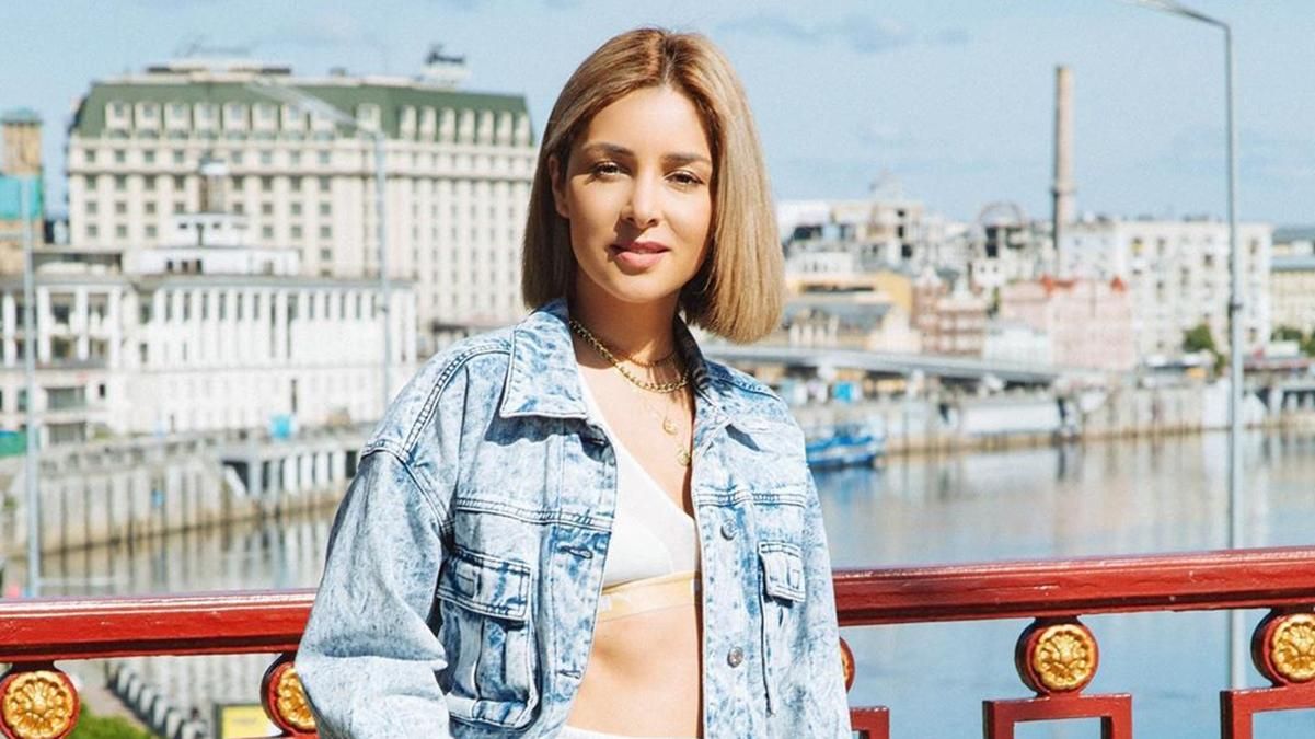 Злата Огнєвіч замилувала мережу чуттєвим фото з бабусею: вражаюча схожість Злата Огнєвіч замилувала мережу чуттєвим фото з бабусею: вражаюча схожість