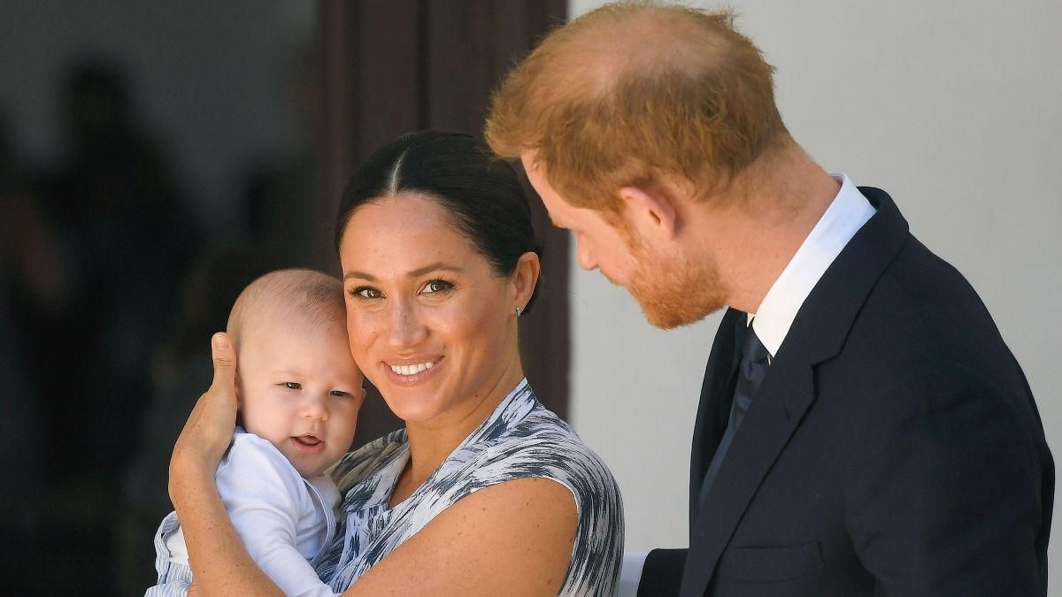 Принц Гарри и Меган Маркл подали в суд на папарацци, которые сфотографировали их сына: детали Принц Гарри и Меган Маркл подали в суд на папарацци, которые сфотографировали их сына: детали