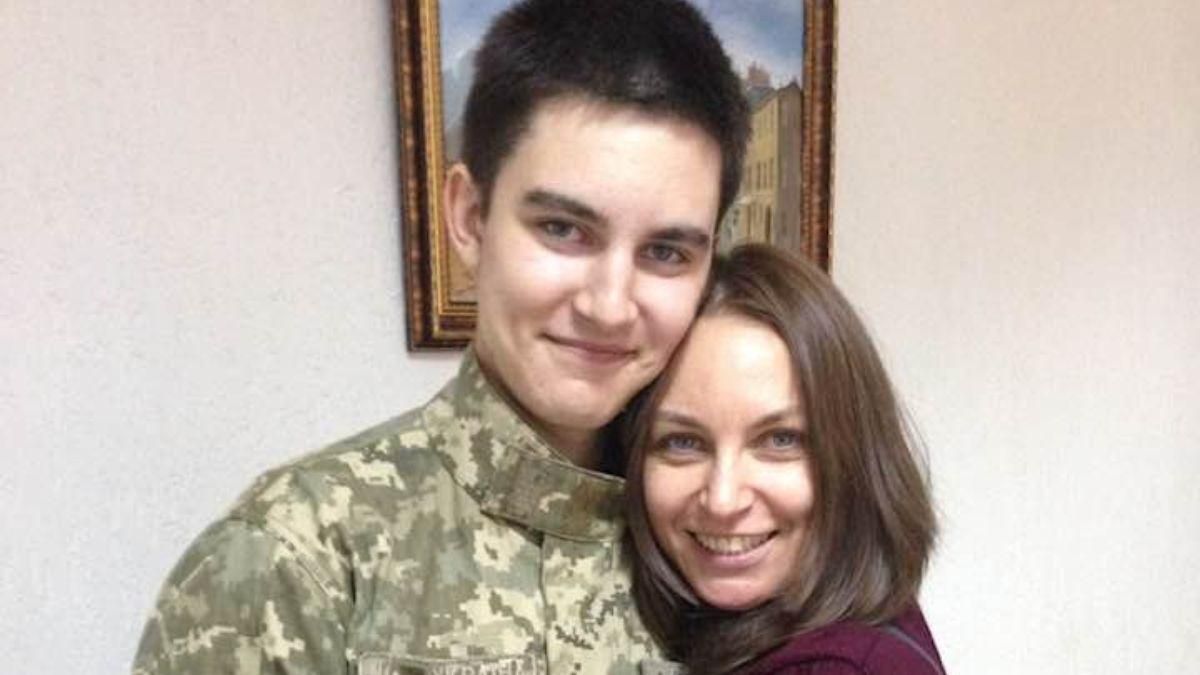 Сын Виктора Павлика продолжает борьбу с раком в хосписе Сын Виктора Павлика продолжает борьбу с раком в хосписе