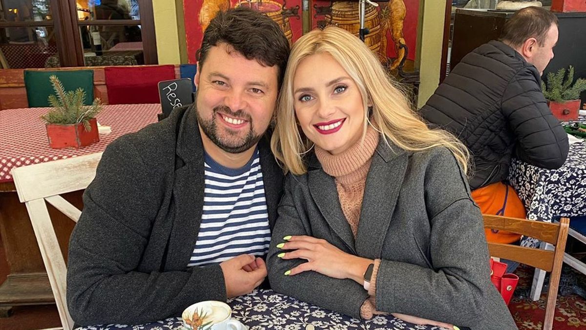 Ірина Федишин святкує з чоловіком річницю весілля: романтичне відео Ірина Федишин святкує з чоловіком річницю весілля: романтичне відео