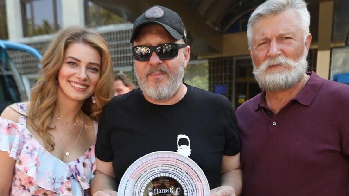 Дар'я Петрожицька показала яскраві фото зі зйомок 2 сезону "Папіка" Дар'я Петрожицька показала яскраві фото зі зйомок 2 сезону "Папіка"