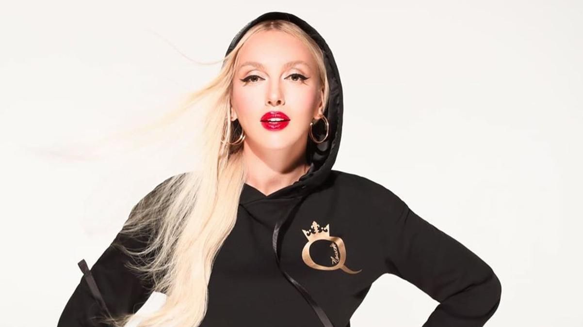 Оля Полякова показала своего дедушку, который поразительно похож на ее мужа: фото Оля Полякова показала своего дедушку, который поразительно похож на ее мужа: фото