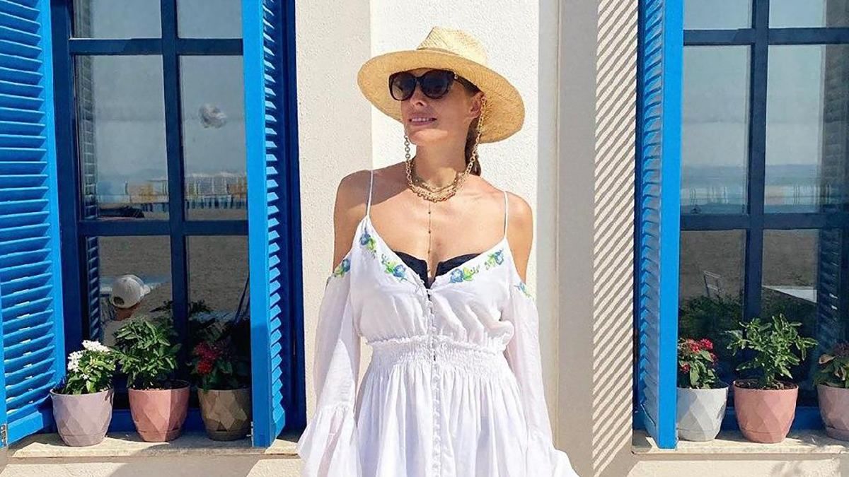 За ручку з сином: Катя Осадча зачарувала мережу чуттєвим фото За ручку з сином: Катя Осадча зачарувала мережу чуттєвим фото