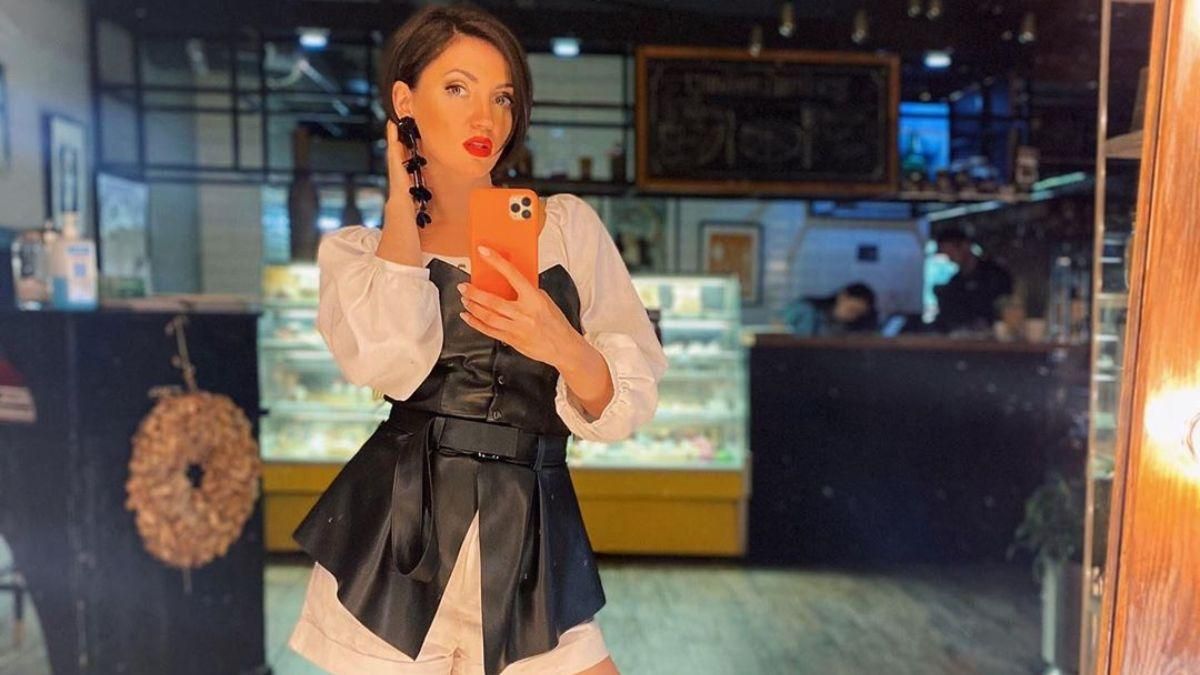 В коротких шортах и кожаном корсете: Оля Цибульская взбудоражила сеть дерзким образом – фото В коротких шортах и кожаном корсете: Оля Цибульская взбудоражила сеть дерзким образом – фото