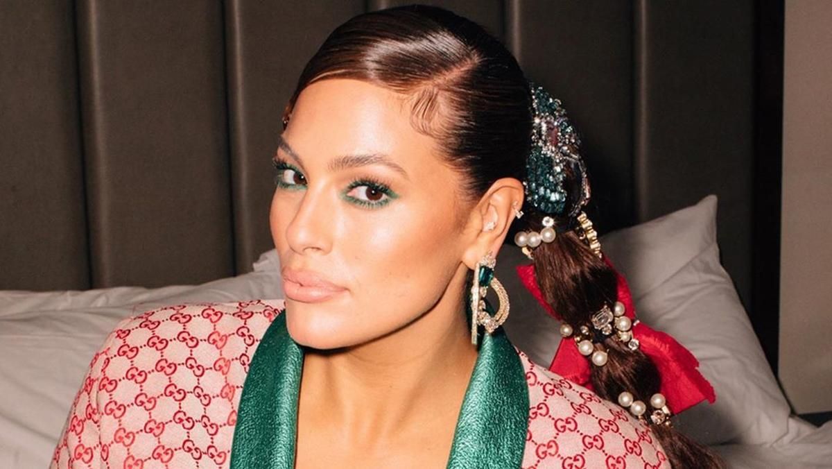 Ешлі Грем підкорила мережу архівним фото з мамою: як модель виглядала 20 років тому Ешлі Грем підкорила мережу архівним фото з мамою: як модель виглядала 20 років тому