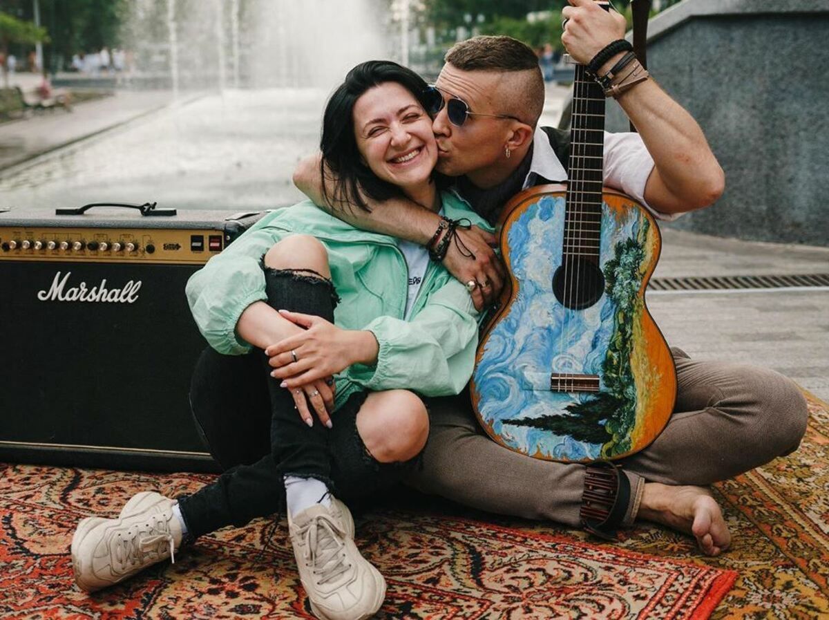 На коленях просил прощения: Сергей Бабкин рассказал об измене жене На коленях просил прощения: Сергей Бабкин рассказал об измене жене