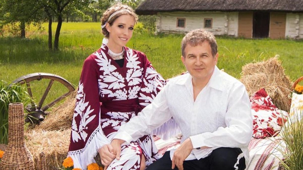 Катя Осадча чуттєво привітала коханого Юрія Горбунова з 50-річчям: кумедне відео Катя Осадча чуттєво привітала коханого Юрія Горбунова з 50-річчям: кумедне відео