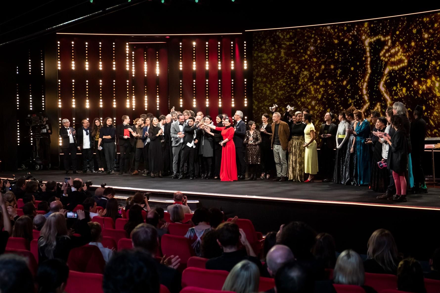 На Берлінському кінофестивалі вручатимуть гендерно-нейтральні призи: що про це відомо На Берлінському кінофестивалі вручатимуть гендерно-нейтральні призи: що про це відомо