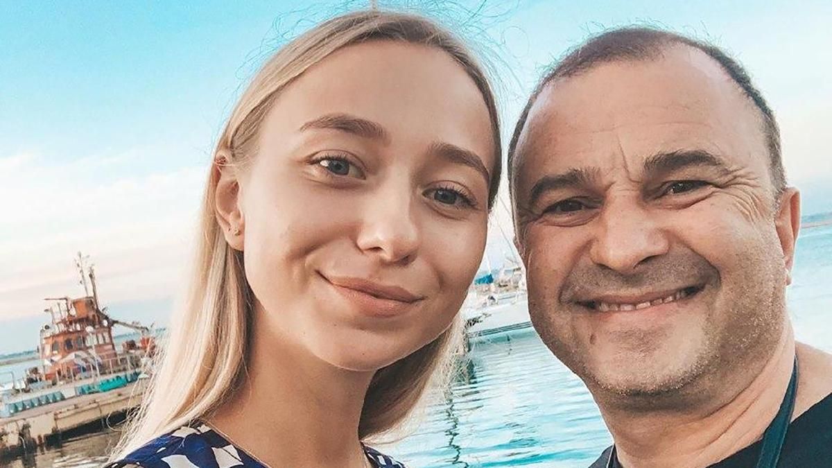 Люблю и дышу тобой: жена Виктора Павлика нежно призналась ему в любви Люблю и дышу тобой: жена Виктора Павлика нежно призналась ему в любви