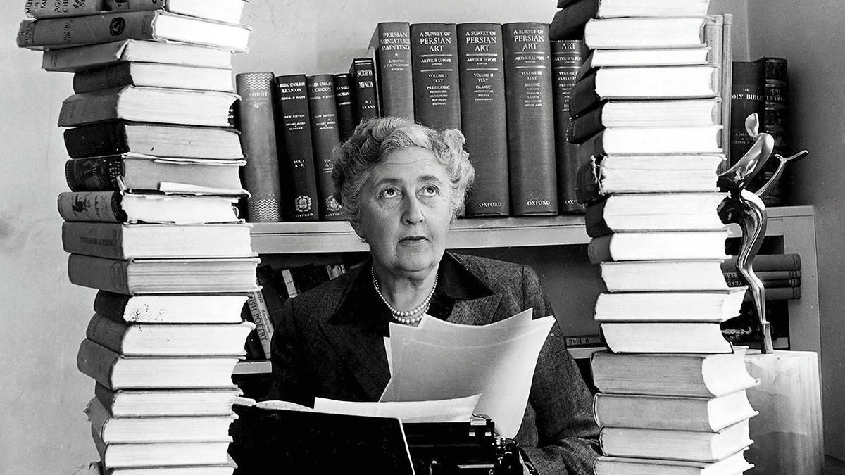 Больше не "Десять негритят": правнук Агаты Кристи переименовал роман из-за расизма Больше не "Десять негритят": правнук Агаты Кристи переименовал роман из-за расизма