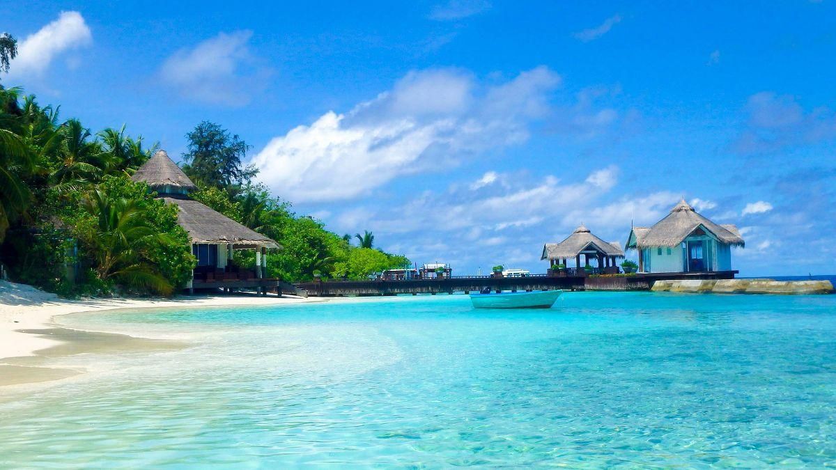 Мальдивы будут требовать тест на коронавирус от всех туристов