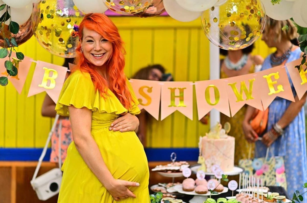 Светлана Тарабарова поплавала в бассейне с сыном на девятом месяце беременности: яркие фото Светлана Тарабарова поплавала в бассейне с сыном на девятом месяце беременности: яркие фото