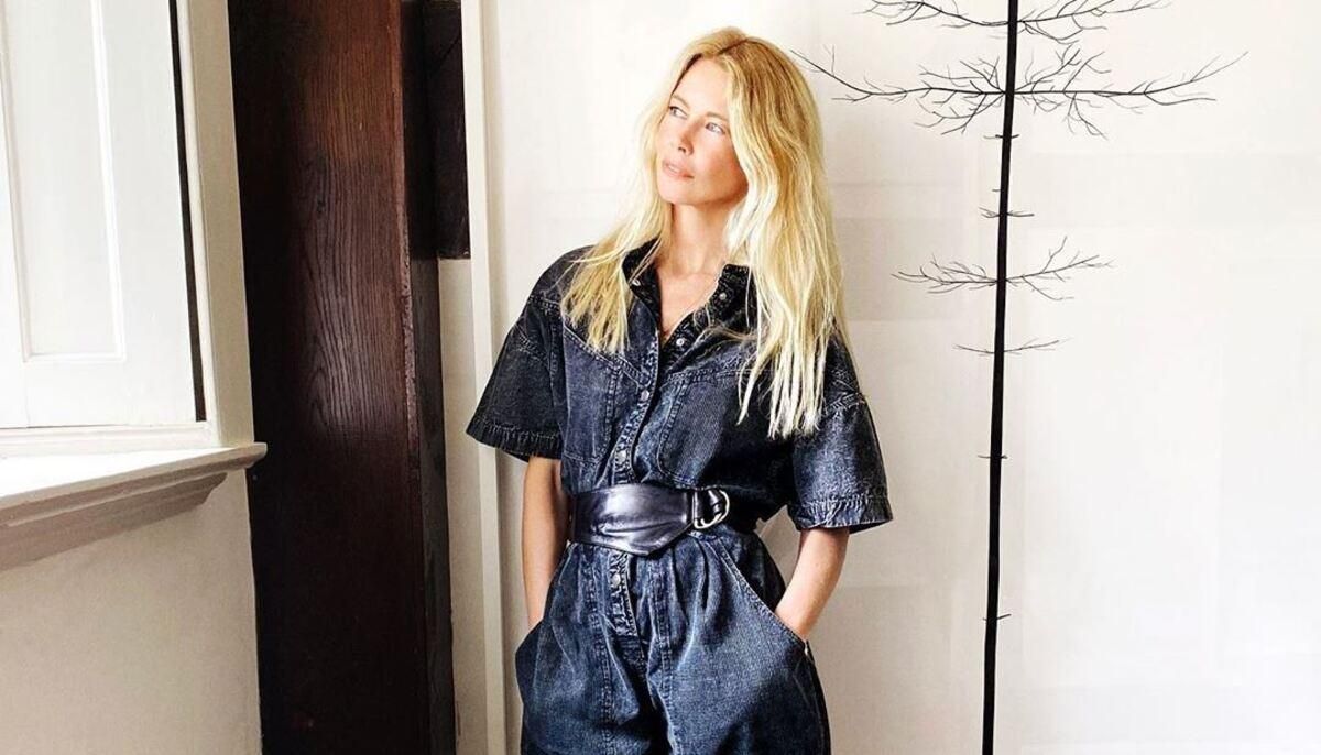 У розкішних сукнях: Клаудія Шиффер знялась для британського видання Vogue – загадкові фото У розкішних сукнях: Клаудія Шиффер знялась для британського видання Vogue – загадкові фото