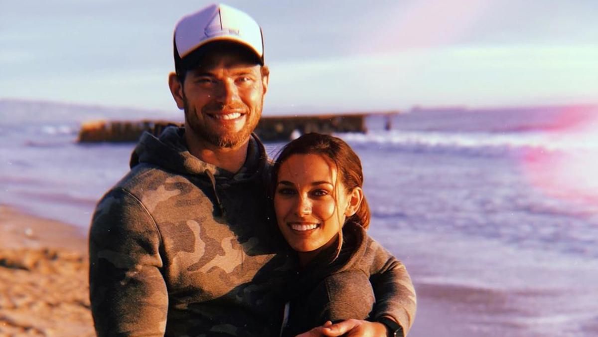 Звезда "Сумерек" Келлан Латс станет отцом после трагической потери ребенка Звезда "Сумерек" Келлан Латс станет отцом после трагической потери ребенка